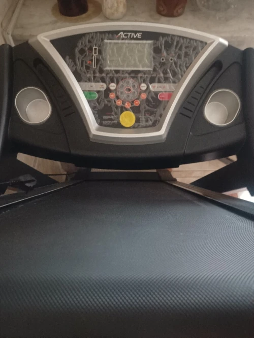 Tapis roulant. Active Quasi neuf et en excellent état