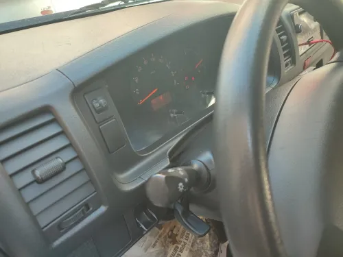 Toyota Hiace 15 place 2016