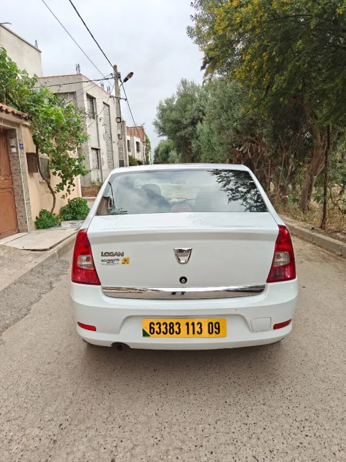 Renault Logan 2013 La tout