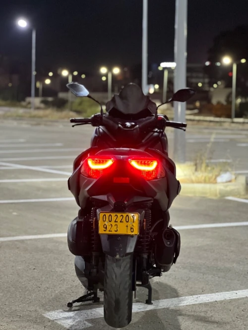 Yamaha Xmax 2023