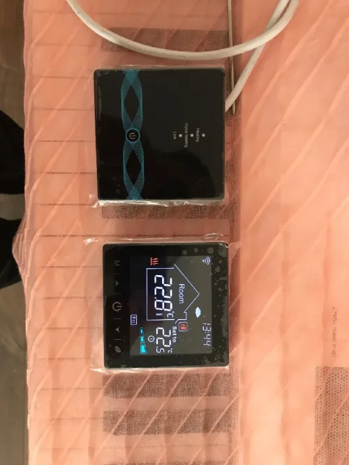 Thermostat intelligent wifi/RF, fonctionne avec tuya, compatible avec alexa et Google home