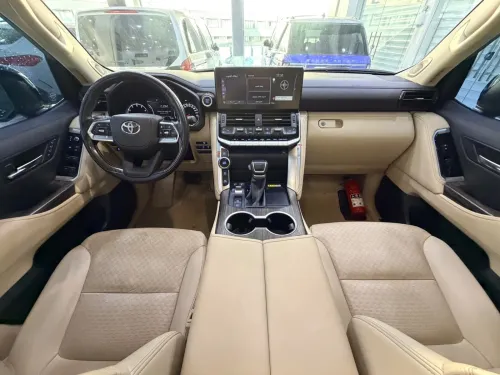 Toyota Land Cruiser  2024 VXR