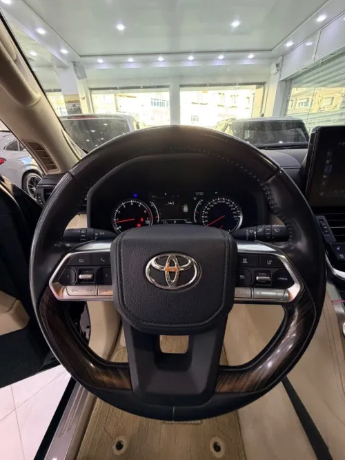 Toyota Land Cruiser  2024 VXR