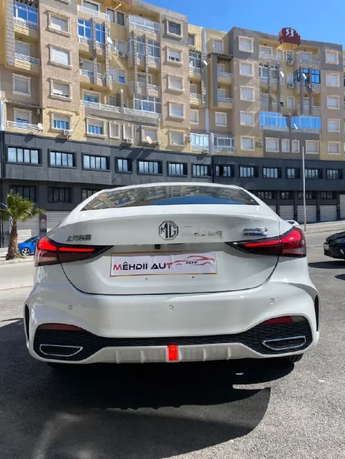 MG 5 2025 Boit auto