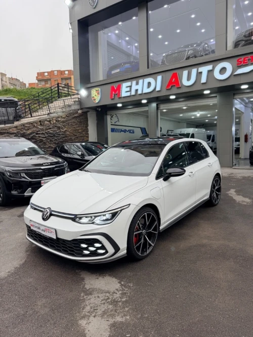 Volkswagen Golf 8 2022 GTE