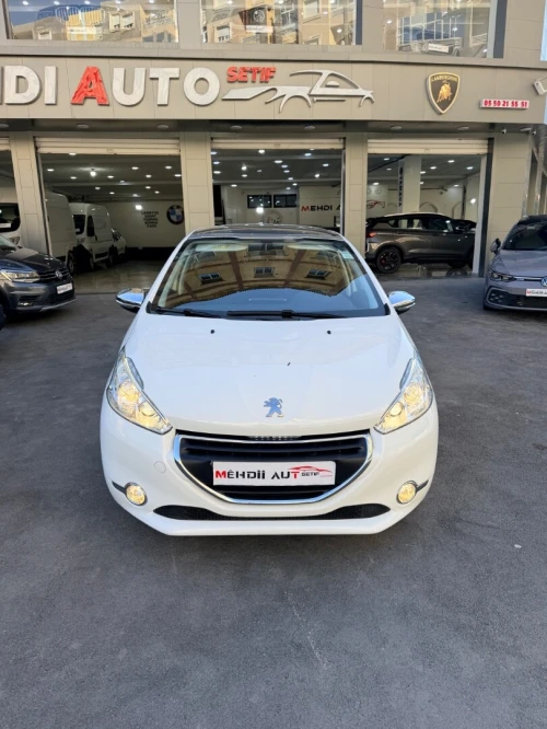 Peugeot 208 2014 Allure
