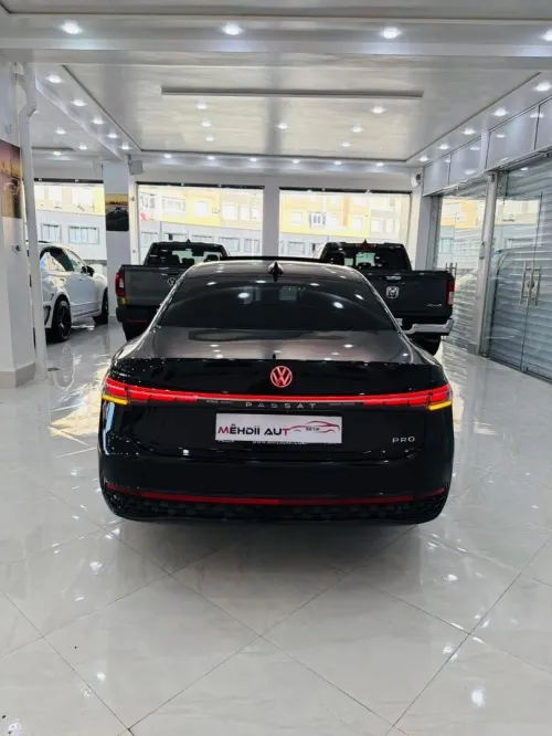 Volkswagen Passat 2025 Pro