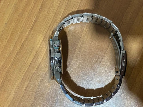 Montre CASIO Homme Acier  Design moderne & Fiable