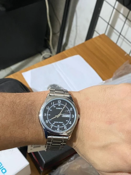 Montre Homme CASIO Acier  Classique, Solide et Intemporelle