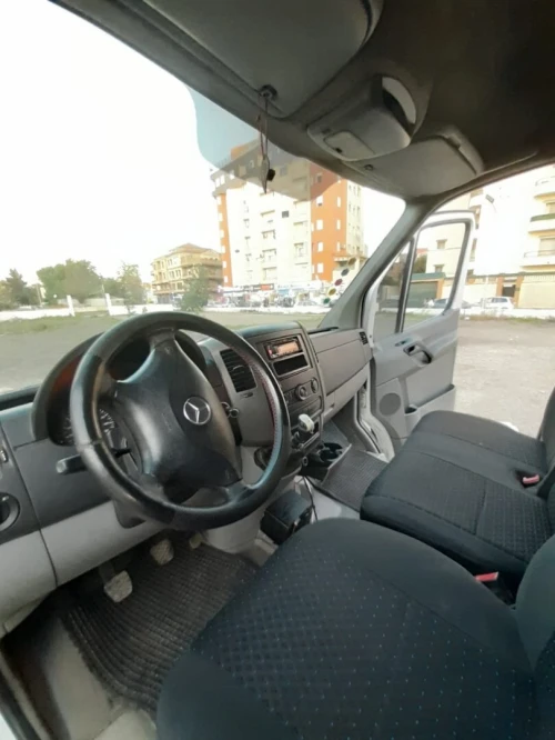 Mercedes Sprinter 2013 Surélevé chassis moyen