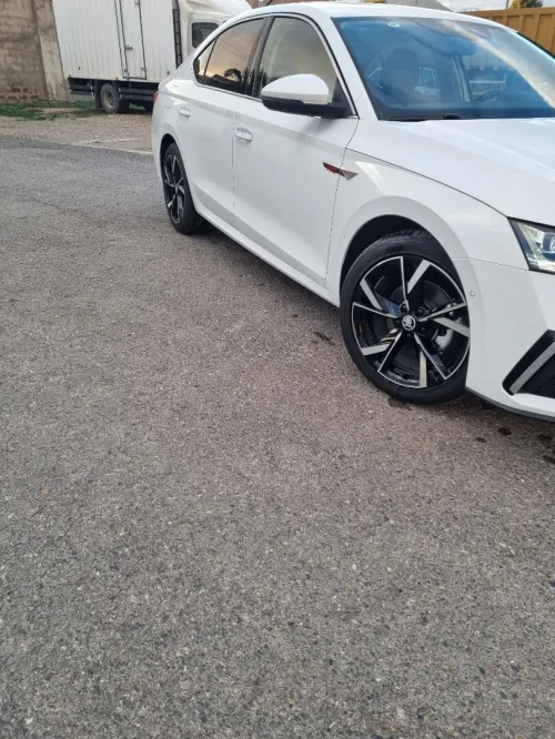 Skoda OCTAVIA 2025 PRO