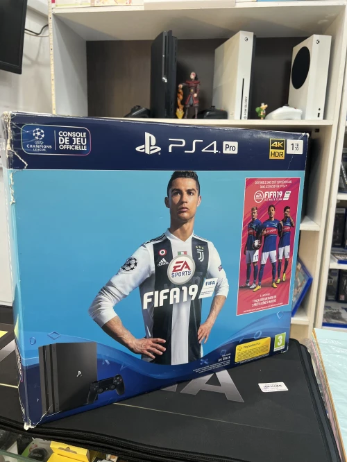 PS4 pro 1000G
