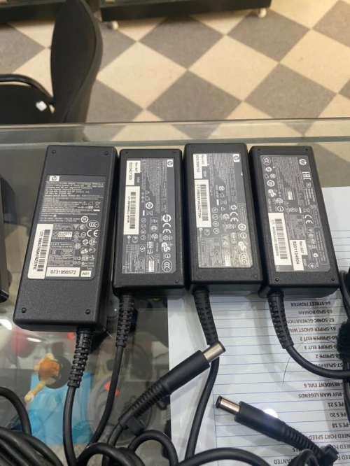 Chargeur original laptop HP ,DELL, Lenevo
