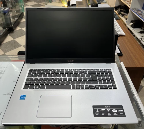 Laptop Acer i3 11ème 8G Ram 256SSD