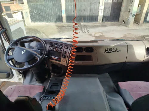 Renault Kirax 440 2012
