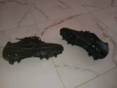 nike football  shoe