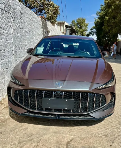 MG MG5 2025 Luxury