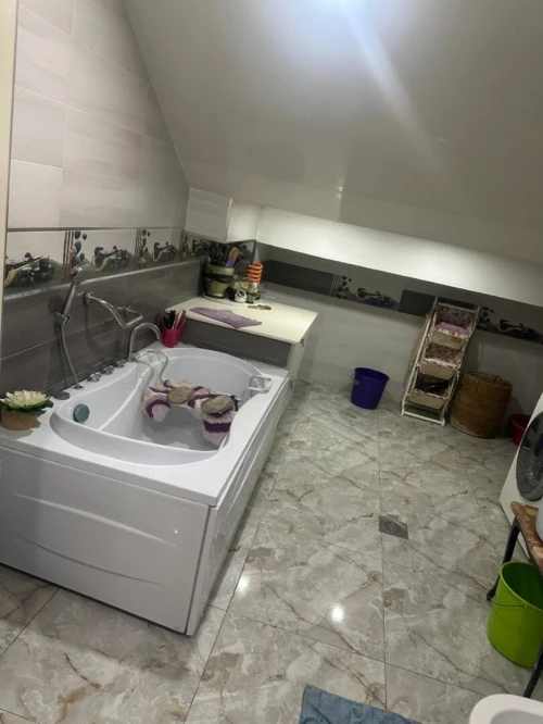 Vente Appartement Niveau de villa F4 Alger Bouzareah
