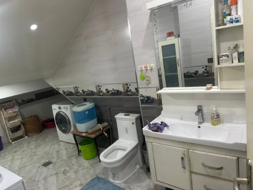 Vente Appartement Niveau de villa F4 Alger Bouzareah