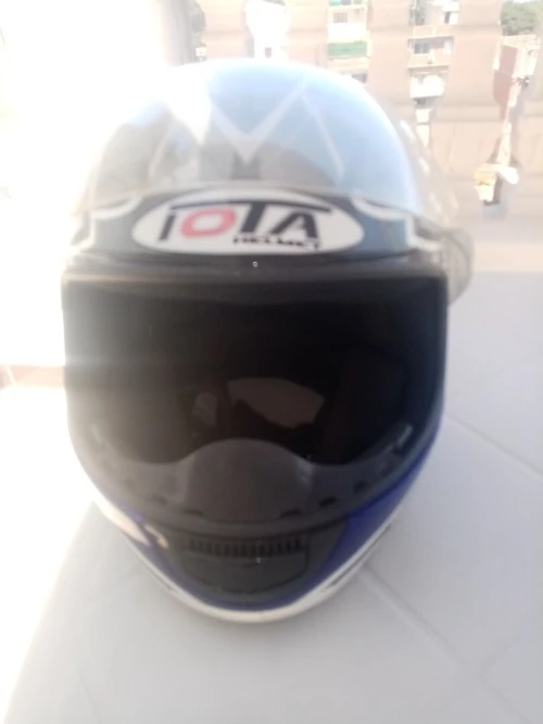 Casque moto iota HELMET
