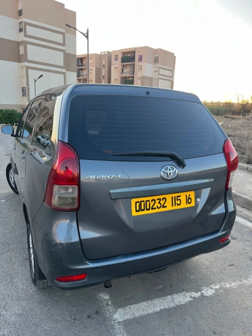 Toyota Avenza 2015 Avenza