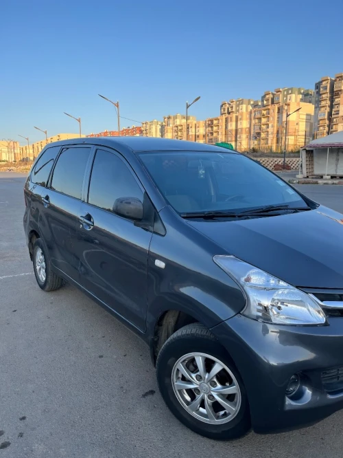 Toyota Avenza 2015 Avenza