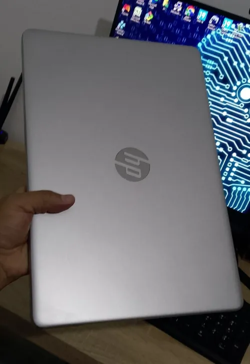 HP laptop 15 pouces هابط  من المانيا  ماهوش  خادم بزاف باتري  7 سوايع