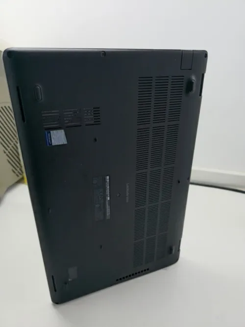 DELL LATITUDE 5500 full hd 8/256