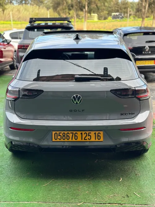 Volkswagen Golf 8 2025 R Black Edition 