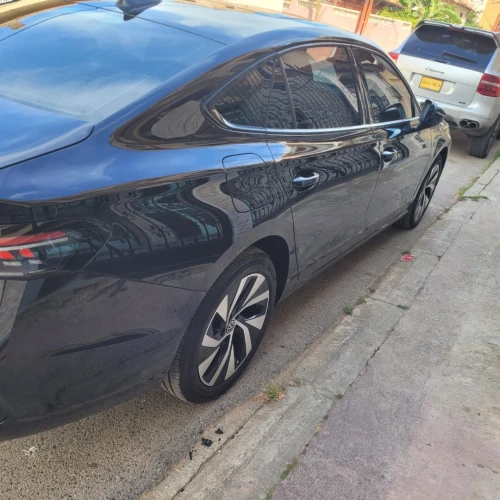 Volkswagen Passat 2025 Pro