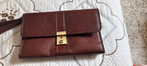 Sac et pochette en cuire 