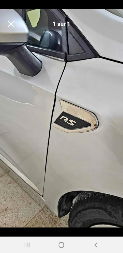 Insigne logo clio 5 rs