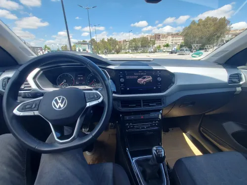 Volkswagen T-Cross 2023 Move