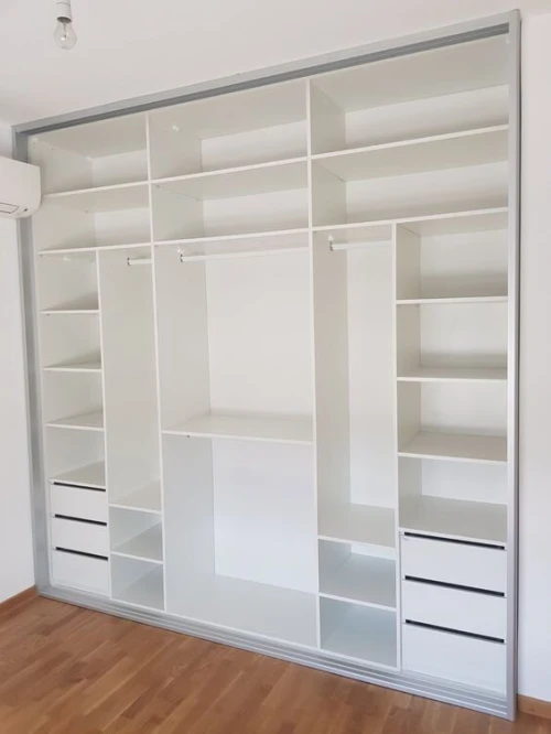 Dressing et placard sur mesure MDF et high gloss