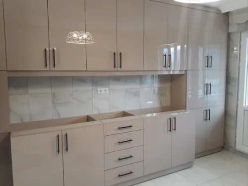 Cuisine high gloss moderne
