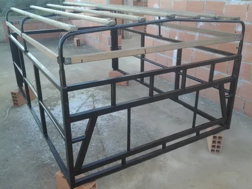 Ridelles+Bache très bonne qualité TOYOTA HILUX   ريدال +باش خشين نوعية جيدة و جديد TOYOTA HILUX