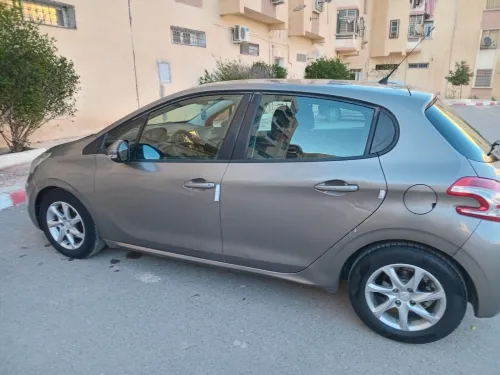 Peugeot 208 2013 Active