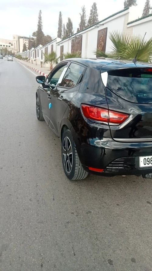 Renault Clio 4 2015 Exception