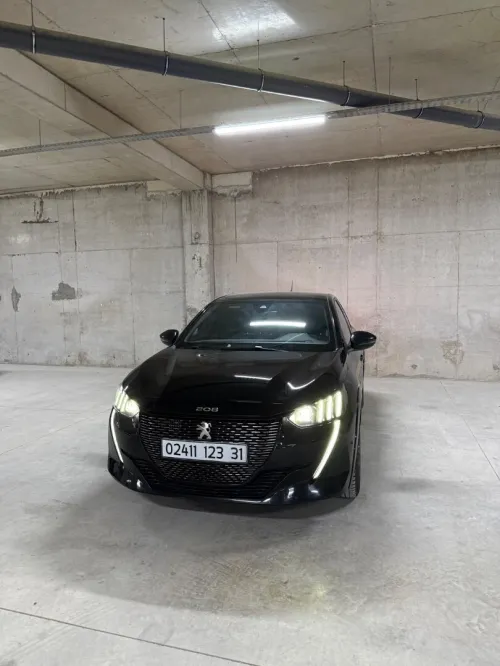 Peugeot 208 2023 GT