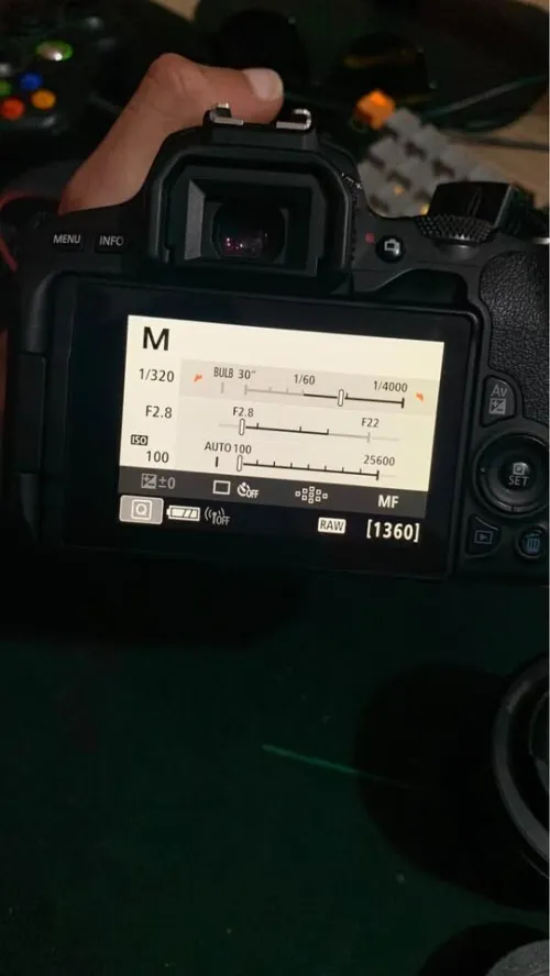 Canon 200d Avec 2 objective