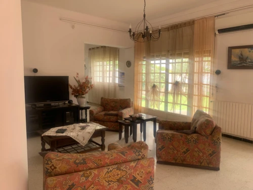Location Appartement Niveau de villa F4 Alger Bouzareah