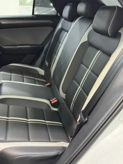 Volkswagen T-Roc 2025 R-Line 
