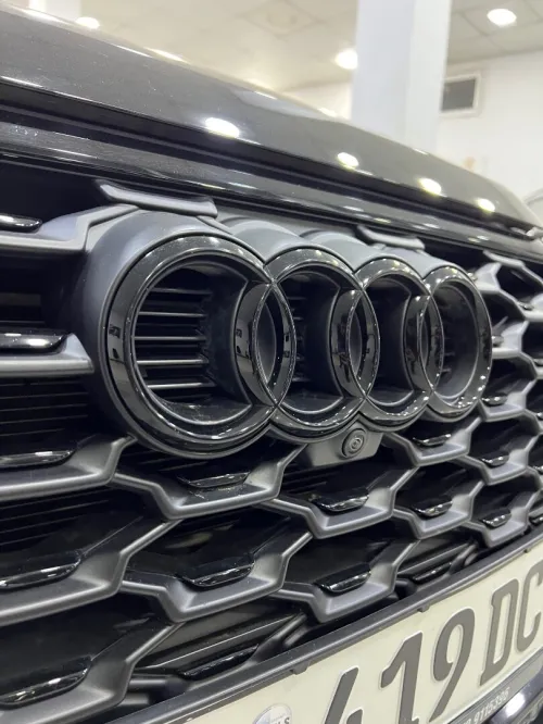 Audi Q3 2024 S_Line