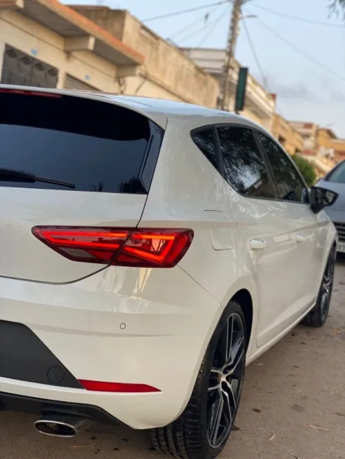 Seat Leon 2019 Cupra R