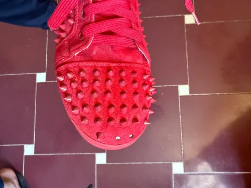 Christian louboutin reuge P43