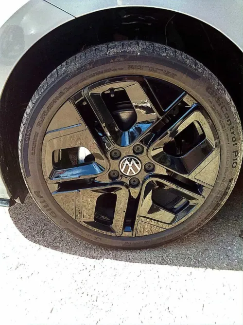 Volkswagen Golf 8 2025 R Black Edition 
