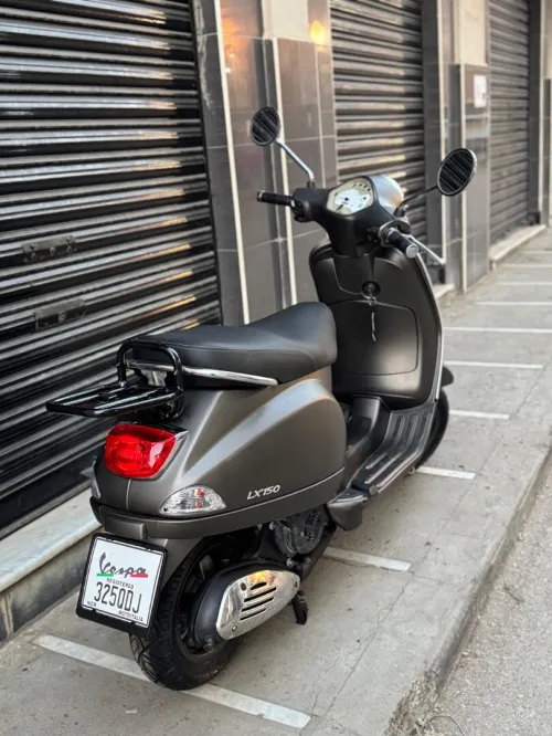 Vespa piaggio Lx 2009