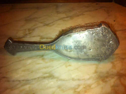 brosse en argent  style Louis XVI