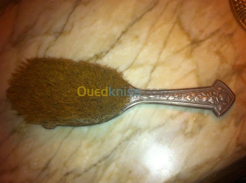 brosse en argent  style Louis XVI