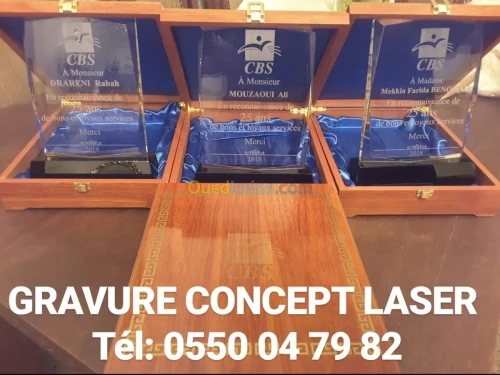  GRAVURE ET DE DÉCOUPE AU LASER